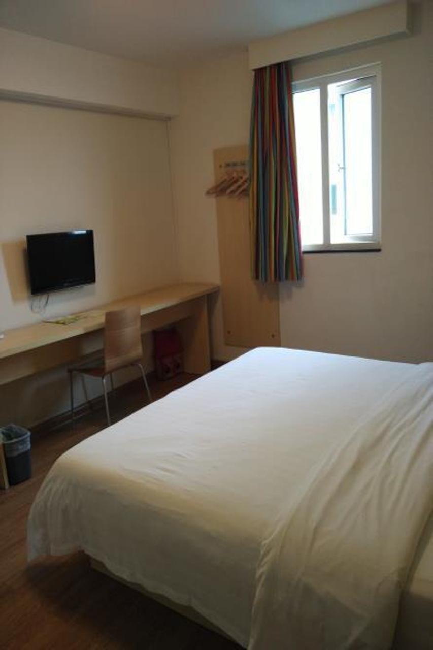 Jin Hui Hotel Guangzhou Buitenkant foto